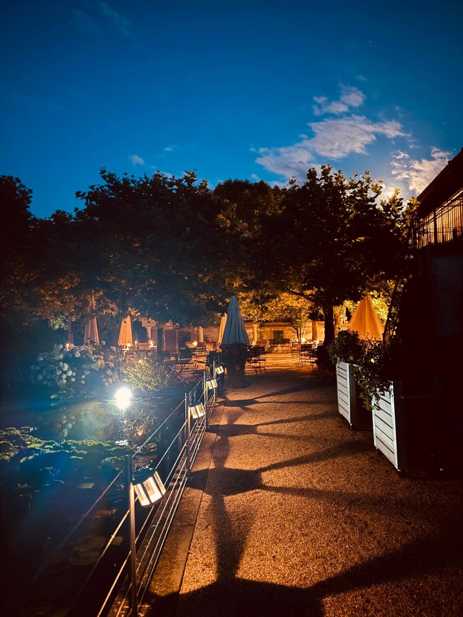 Romantik Hotel De L'Ours Sugiez Exteriér fotografie