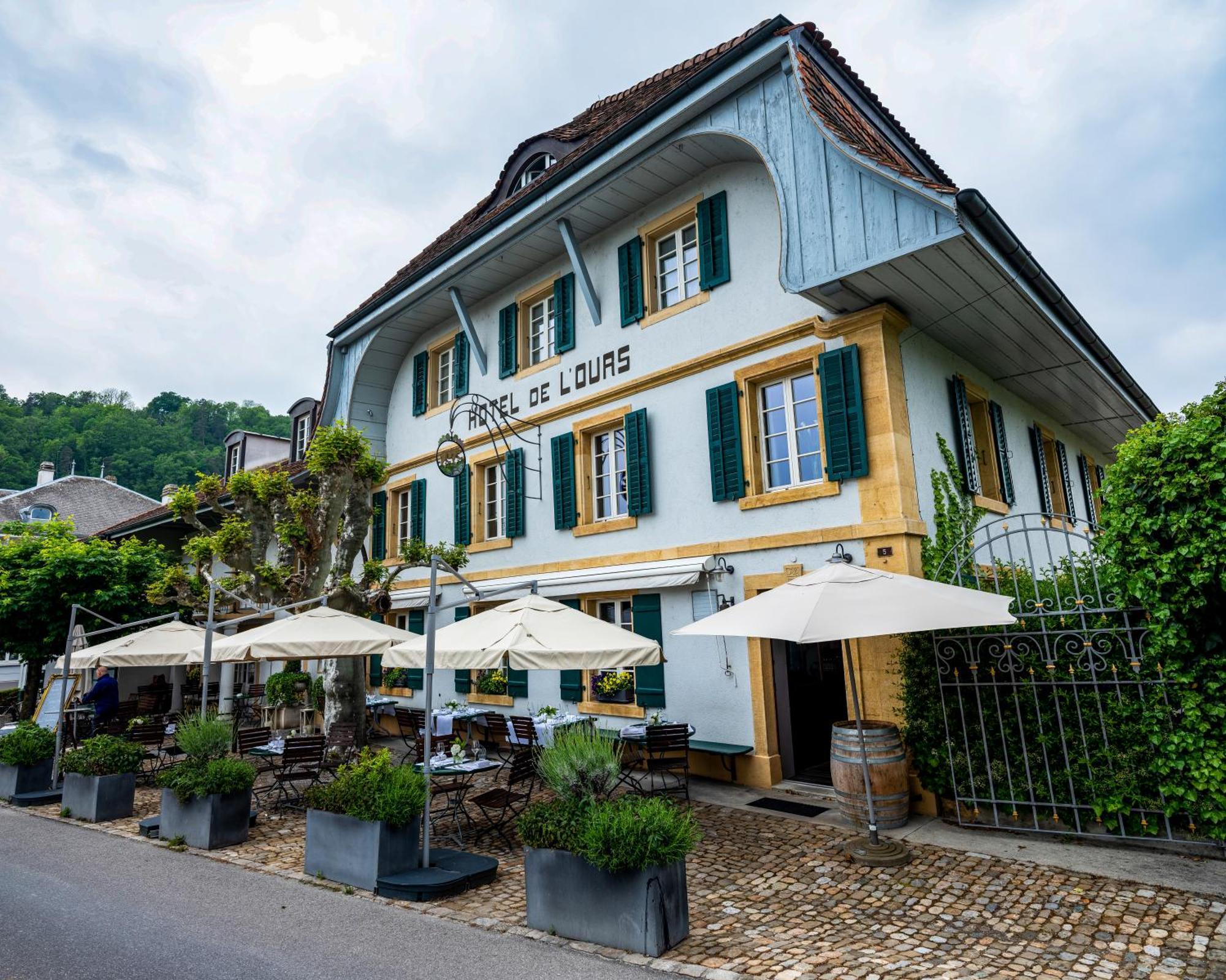 Romantik Hotel De L'Ours Sugiez Exteriér fotografie